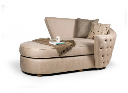 Design moderne chaise longue, transat, canapé de salon confortable.